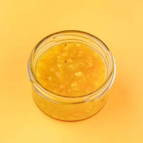 SERVING OF JAM