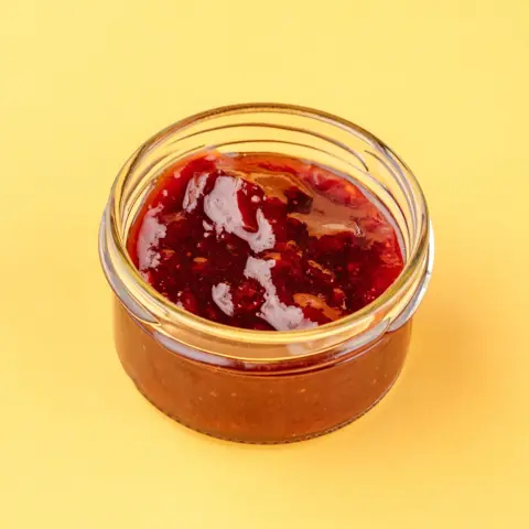 SERVING OF JAM