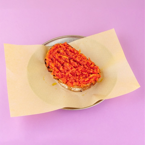Tostada con Tomate
