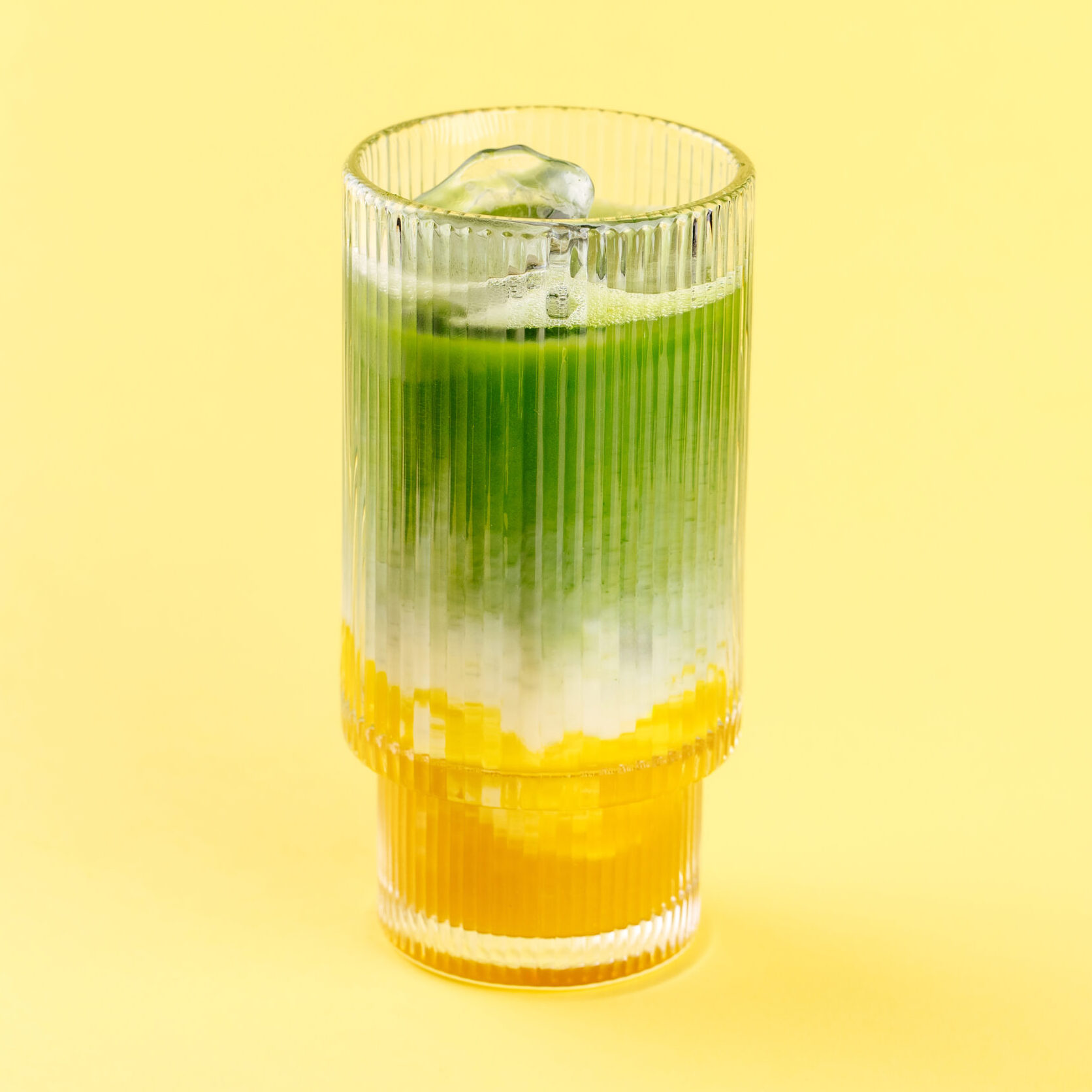 Mango matcha smoothie