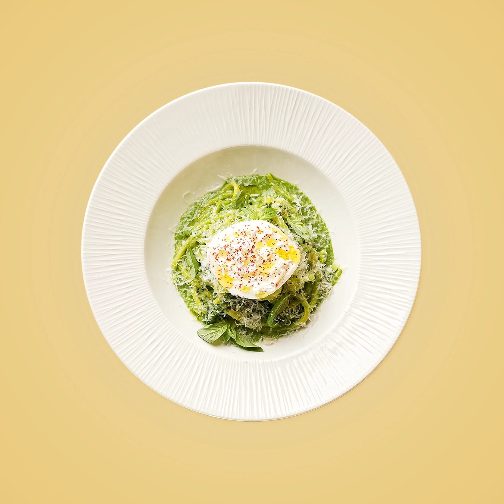 PASTA PESTO CON BURRATA